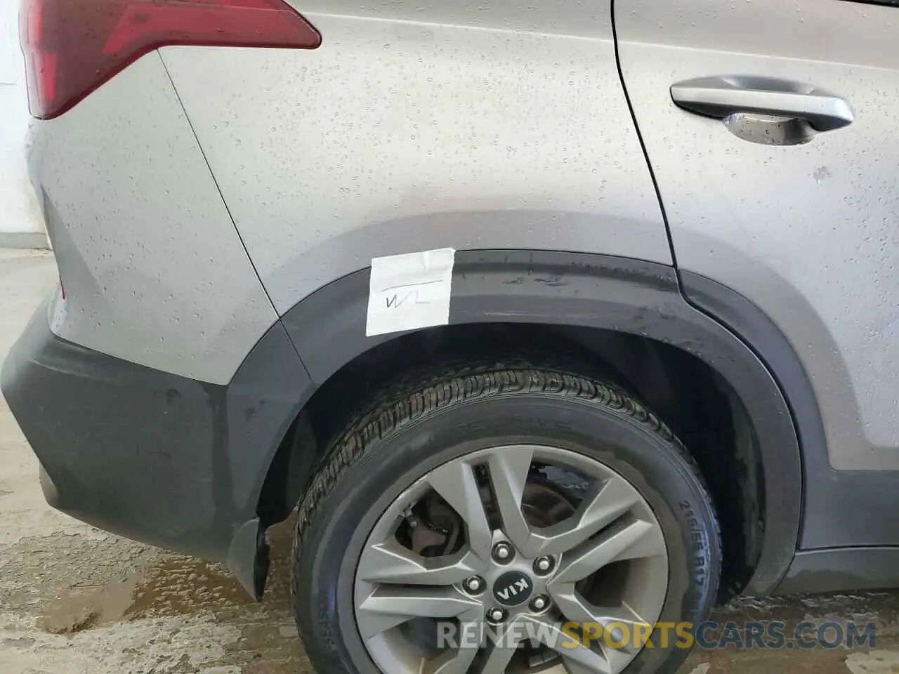 13 Photograph of a damaged car KNDEPCAA5M7131223 KIA SELTOS 2021