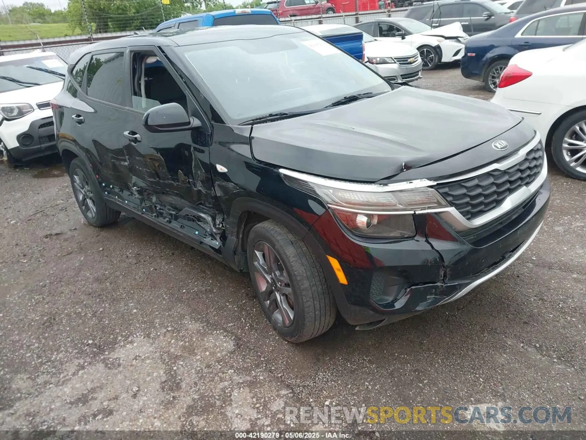 1 Photograph of a damaged car KNDEPCAA5M7159653 KIA SELTOS 2021