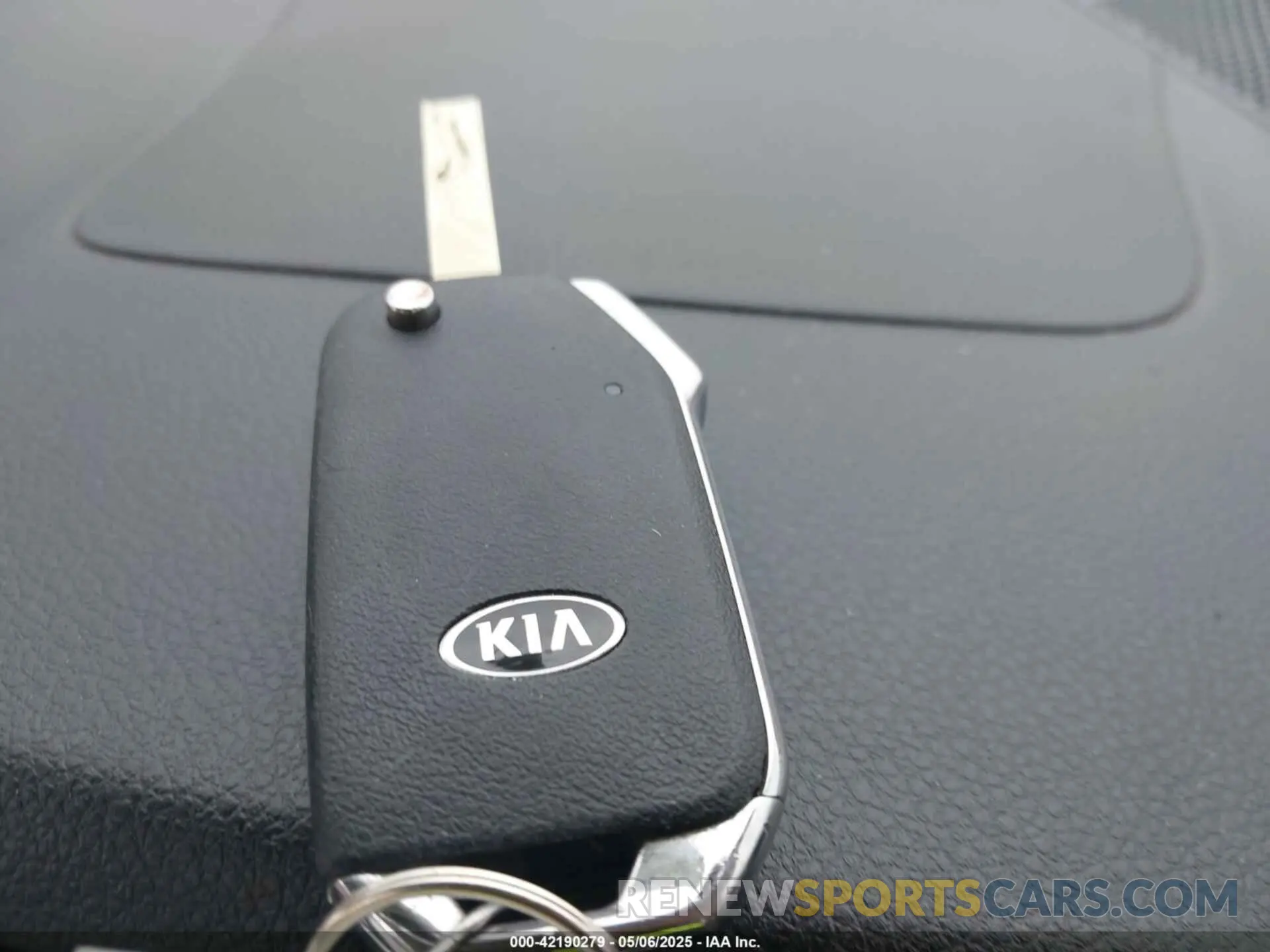 11 Photograph of a damaged car KNDEPCAA5M7159653 KIA SELTOS 2021