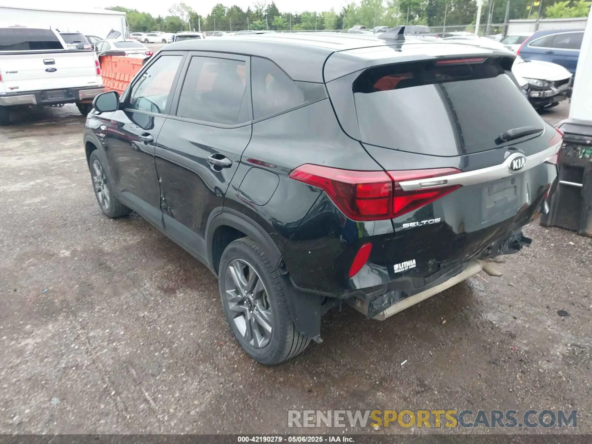 3 Photograph of a damaged car KNDEPCAA5M7159653 KIA SELTOS 2021