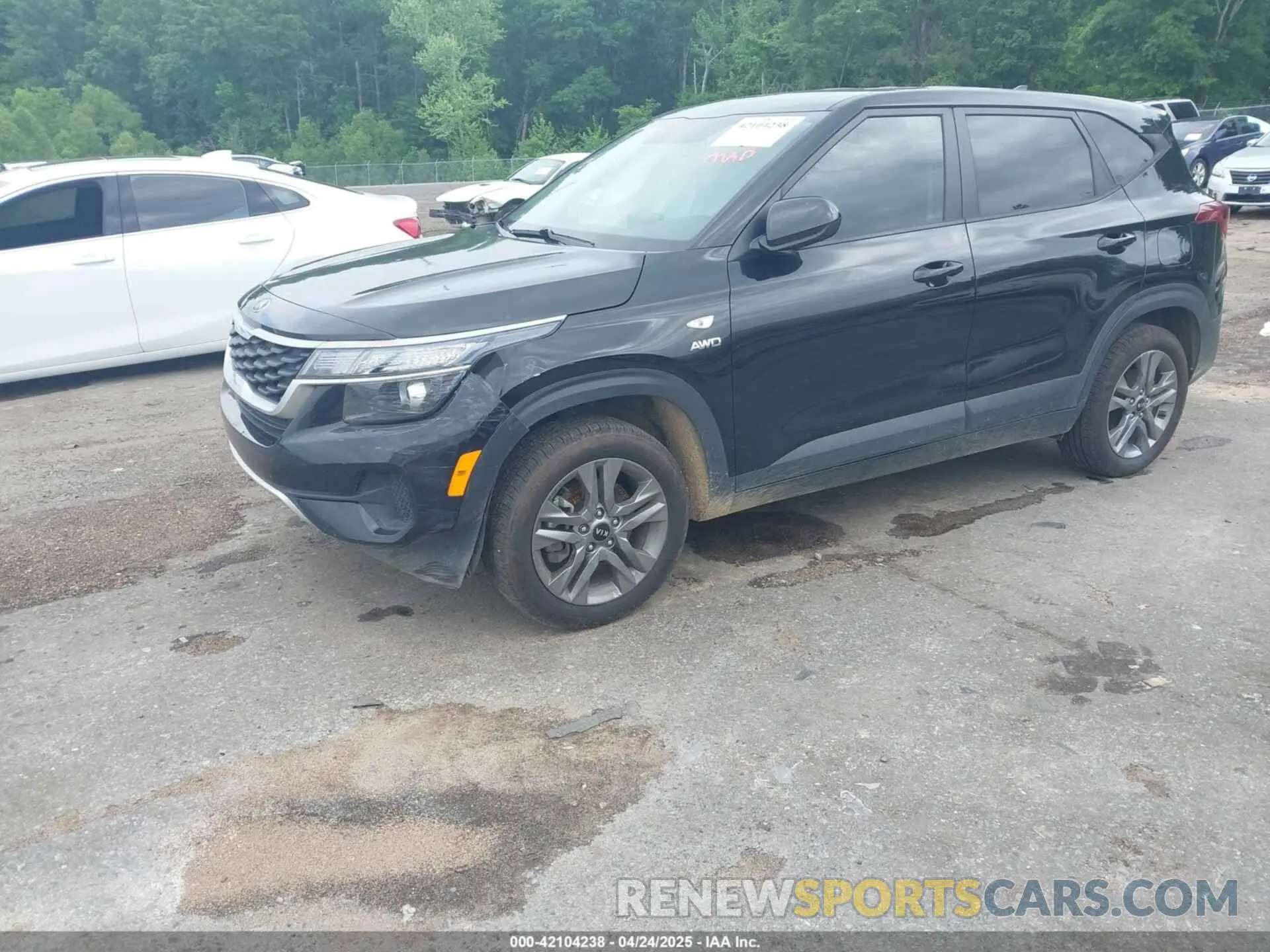 2 Photograph of a damaged car KNDEPCAA5M7162567 KIA SELTOS 2021