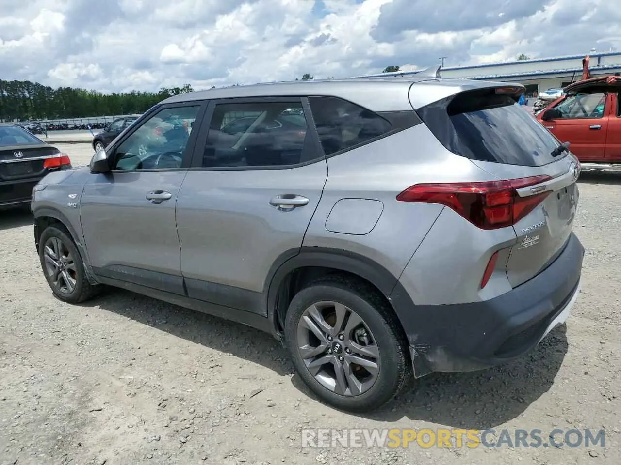 2 Photograph of a damaged car KNDEPCAA6M7172430 KIA SELTOS 2021