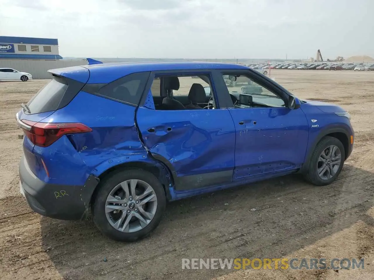 3 Photograph of a damaged car KNDEPCAA6M7176235 KIA SELTOS 2021