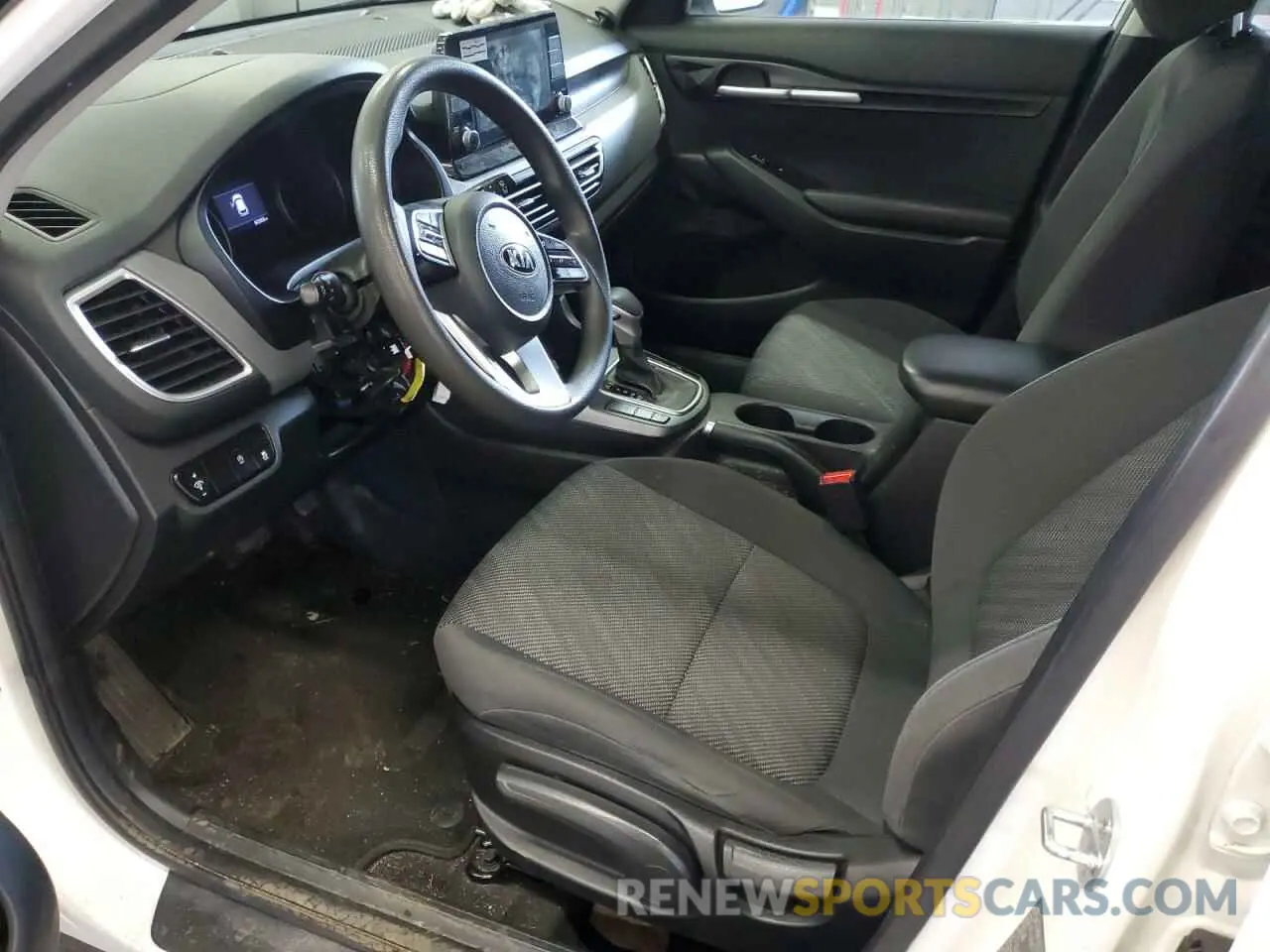 7 Photograph of a damaged car KNDEPCAA7M7062275 KIA SELTOS 2021