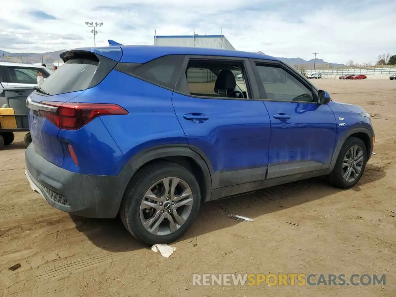 3 Photograph of a damaged car KNDEPCAA7M7127237 KIA SELTOS 2021