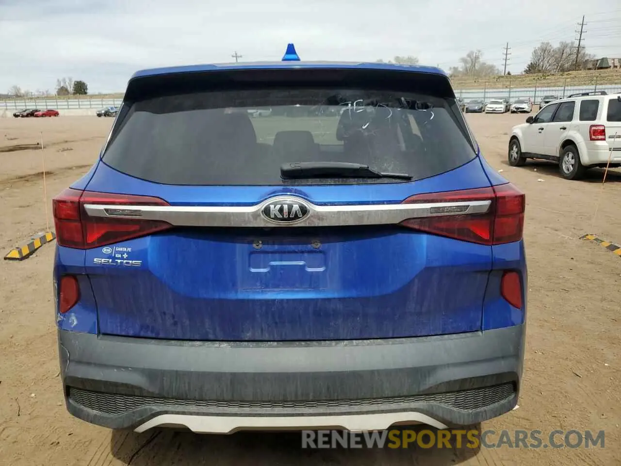 6 Photograph of a damaged car KNDEPCAA7M7127237 KIA SELTOS 2021
