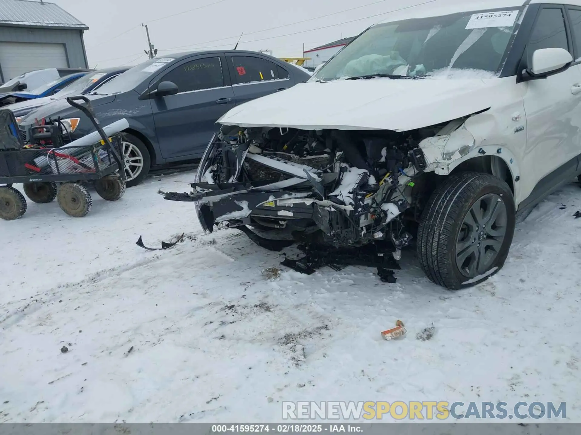18 Photograph of a damaged car KNDEPCAA7M7140246 KIA SELTOS 2021