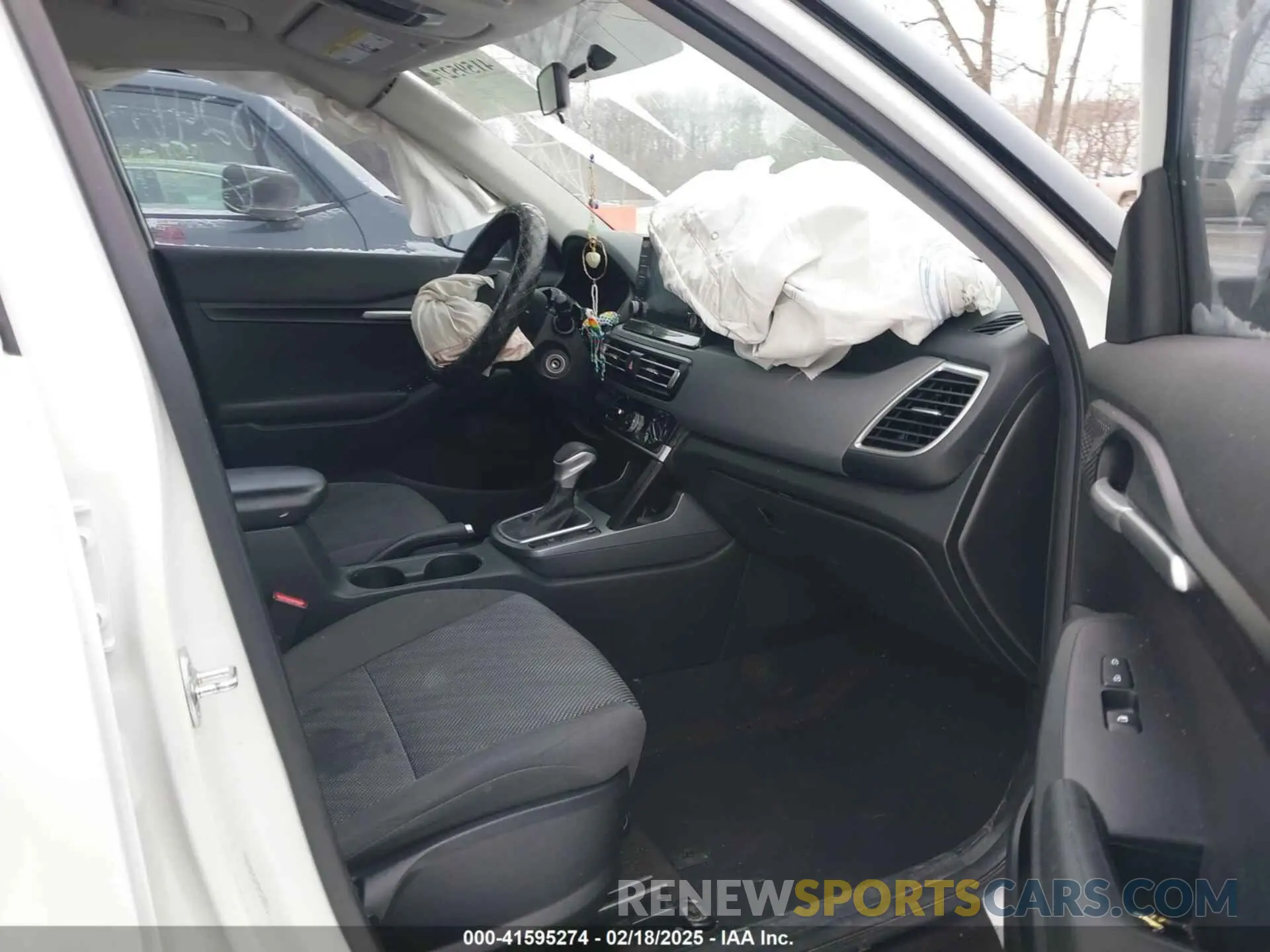 5 Photograph of a damaged car KNDEPCAA7M7140246 KIA SELTOS 2021