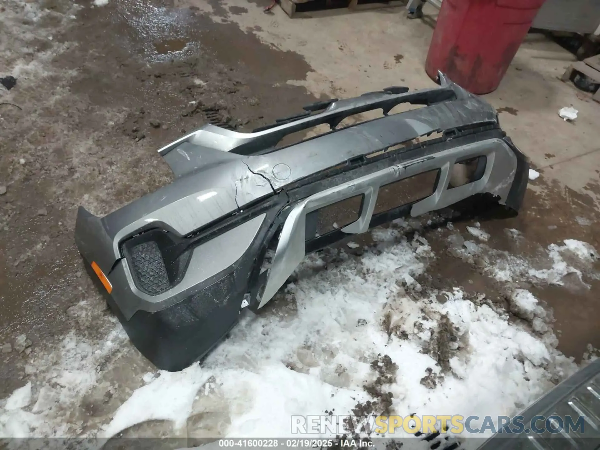 12 Photograph of a damaged car KNDEPCAA8M7218100 KIA SELTOS 2021