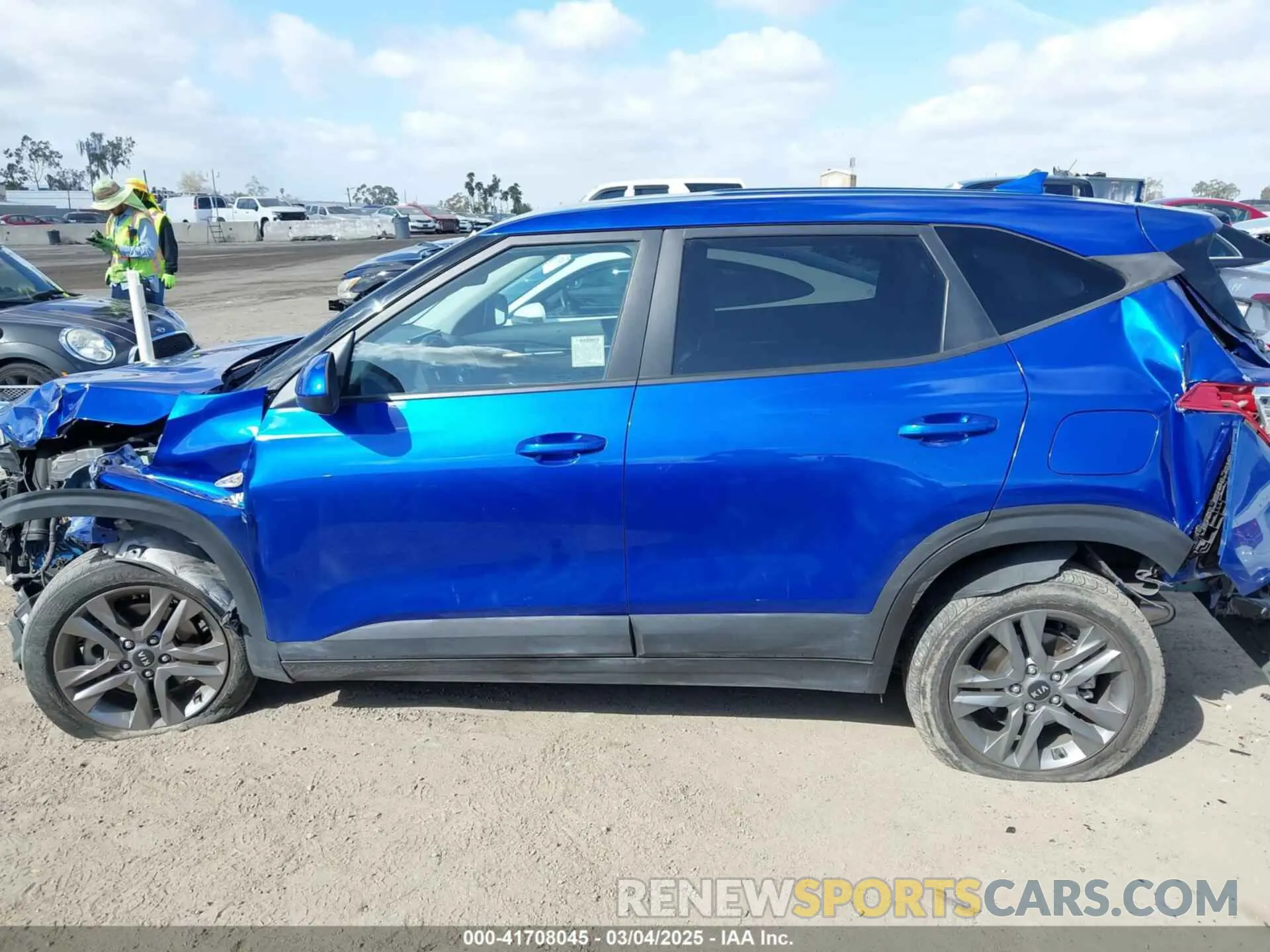 14 Photograph of a damaged car KNDEPCAA9M7076887 KIA SELTOS 2021