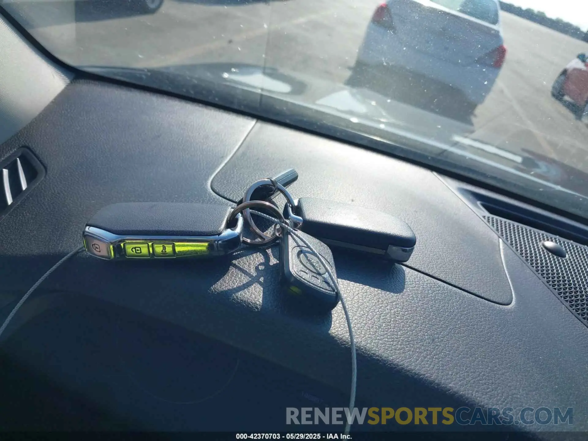 11 Photograph of a damaged car KNDEPCAA9M7103943 KIA SELTOS 2021