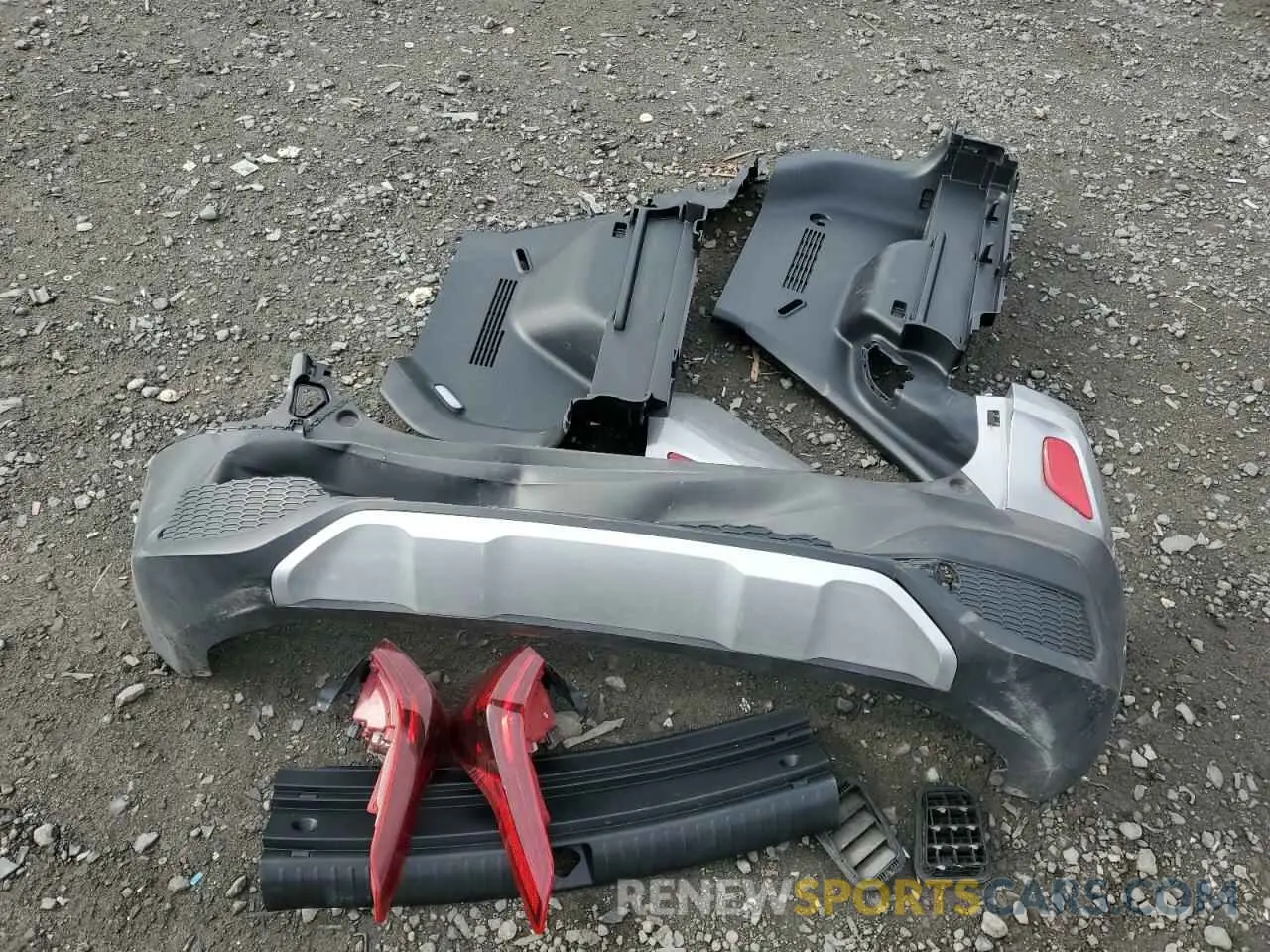 13 Photograph of a damaged car KNDEPCAAXM7048970 KIA SELTOS 2021