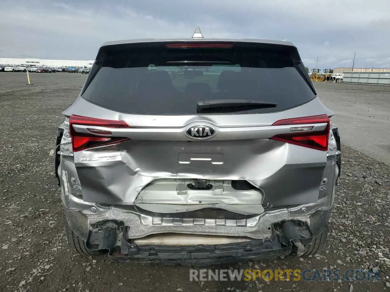 6 Photograph of a damaged car KNDEPCAAXM7048970 KIA SELTOS 2021