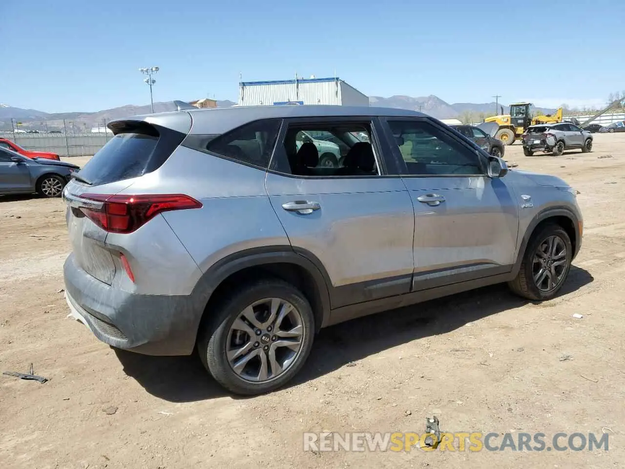 3 Photograph of a damaged car KNDEPCAAXM7094203 KIA SELTOS 2021
