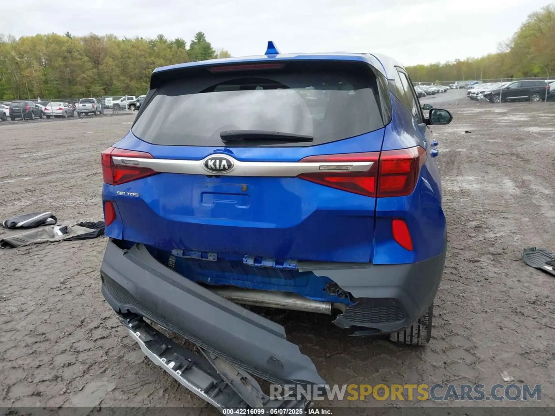 16 Photograph of a damaged car KNDEPCAAXM7180496 KIA SELTOS 2021