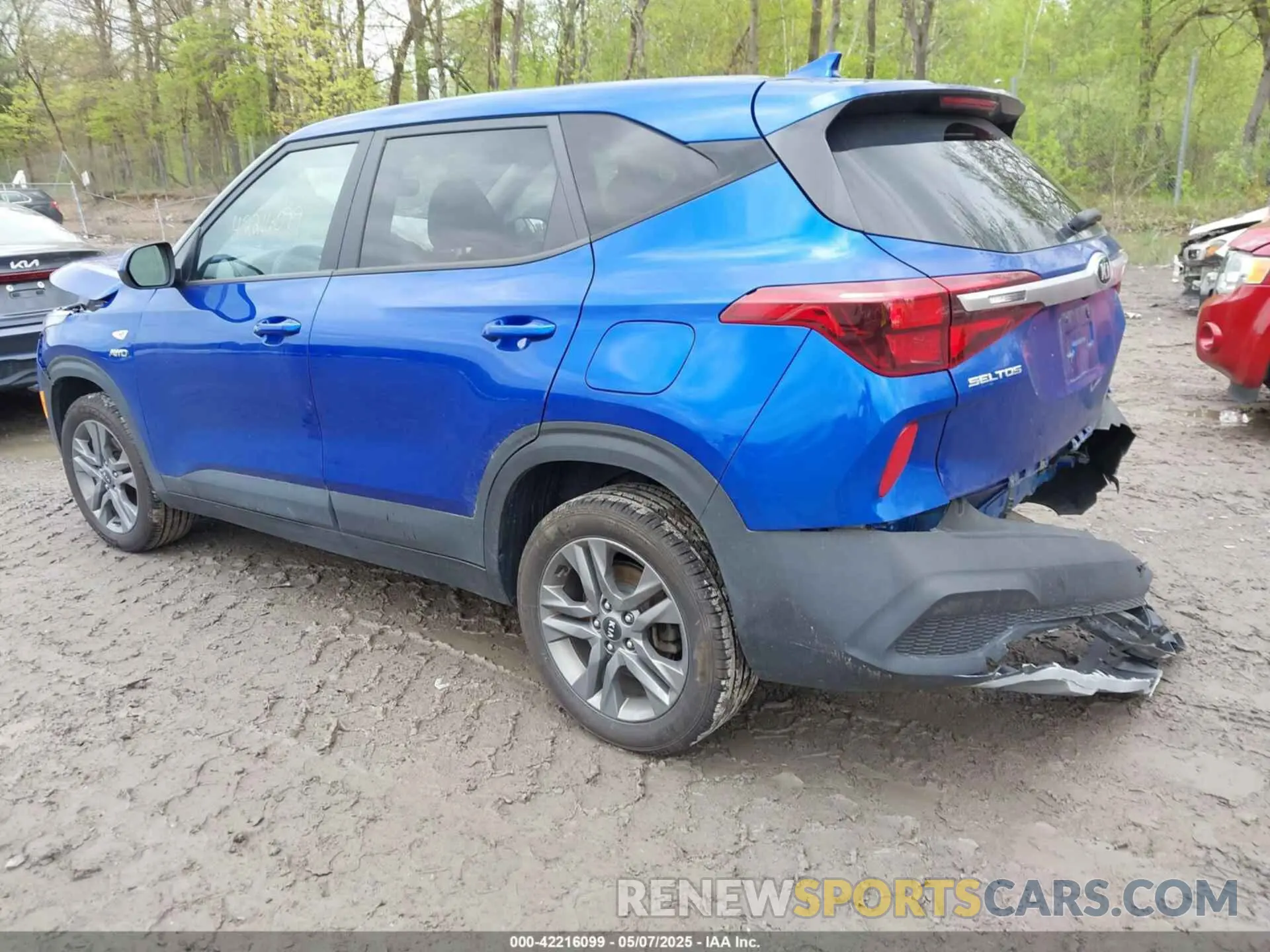 3 Photograph of a damaged car KNDEPCAAXM7180496 KIA SELTOS 2021