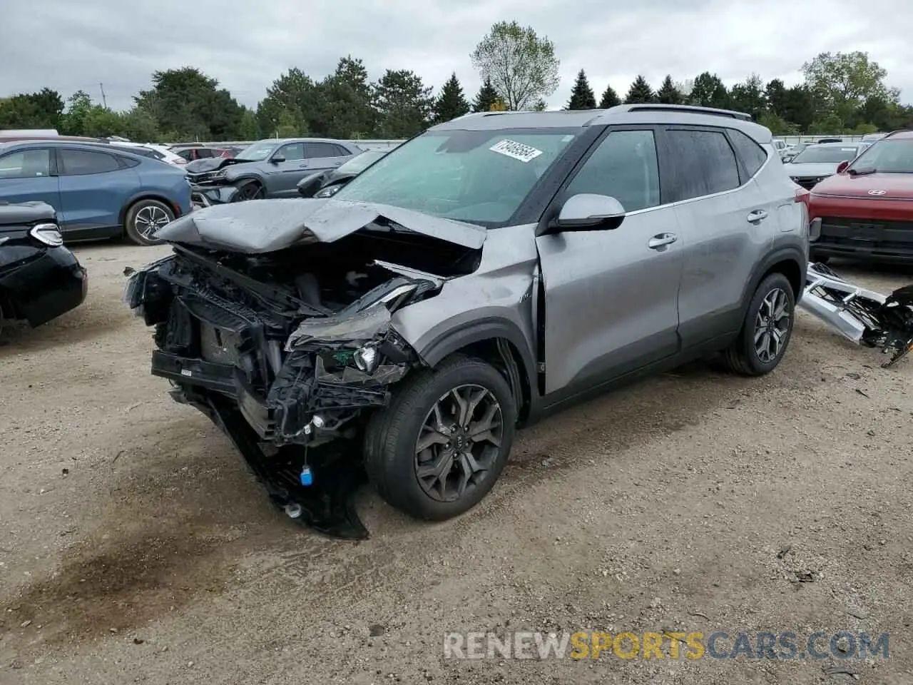1 Photograph of a damaged car KNDERCAA0M7212897 KIA SELTOS 2021