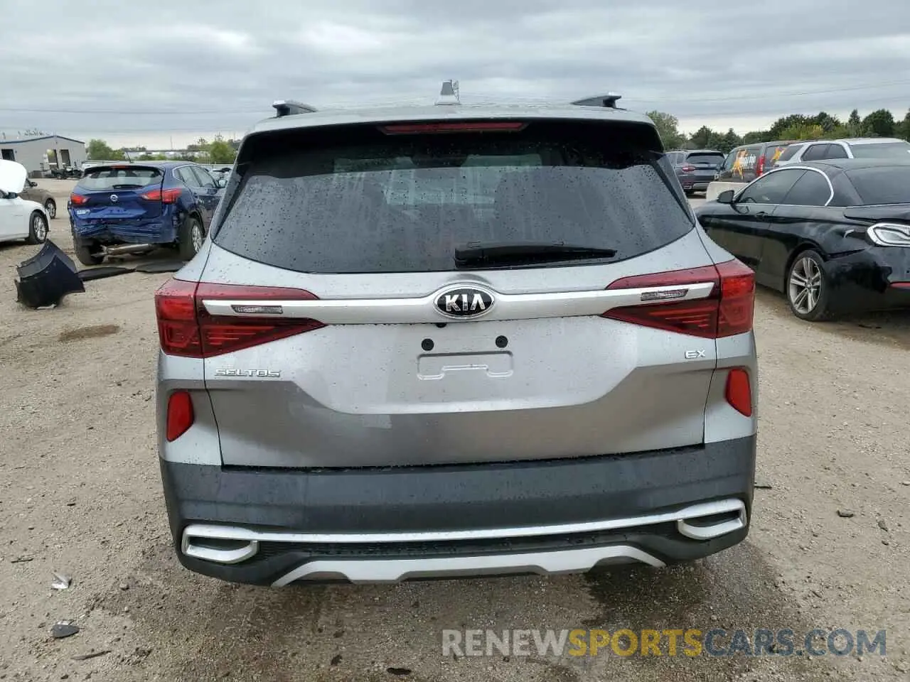 6 Photograph of a damaged car KNDERCAA0M7212897 KIA SELTOS 2021