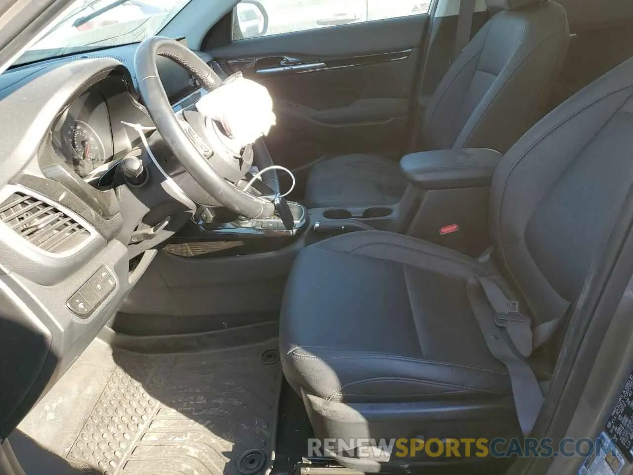 7 Photograph of a damaged car KNDERCAA0M7212897 KIA SELTOS 2021