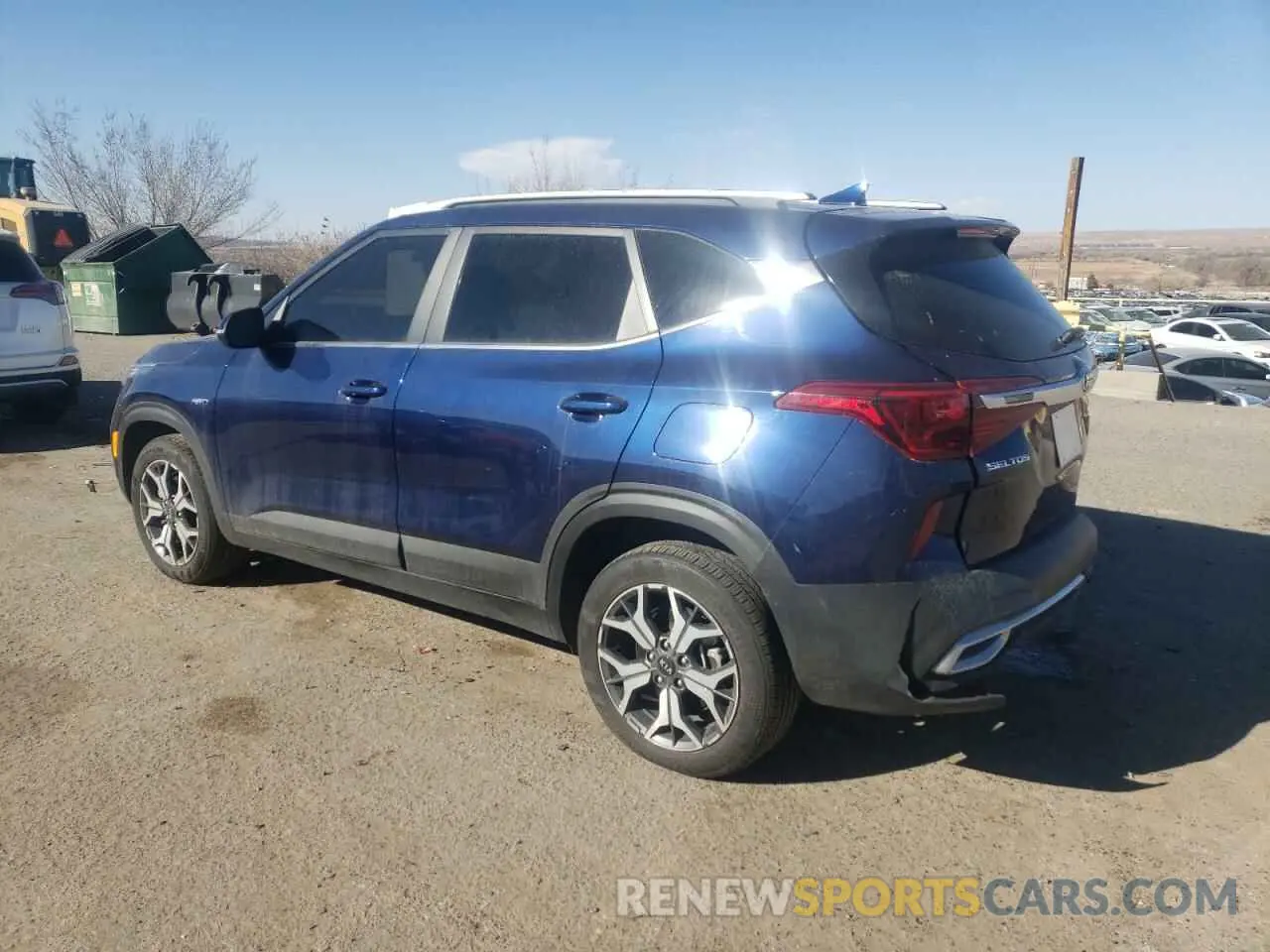 2 Photograph of a damaged car KNDERCAA1M7130483 KIA SELTOS 2021