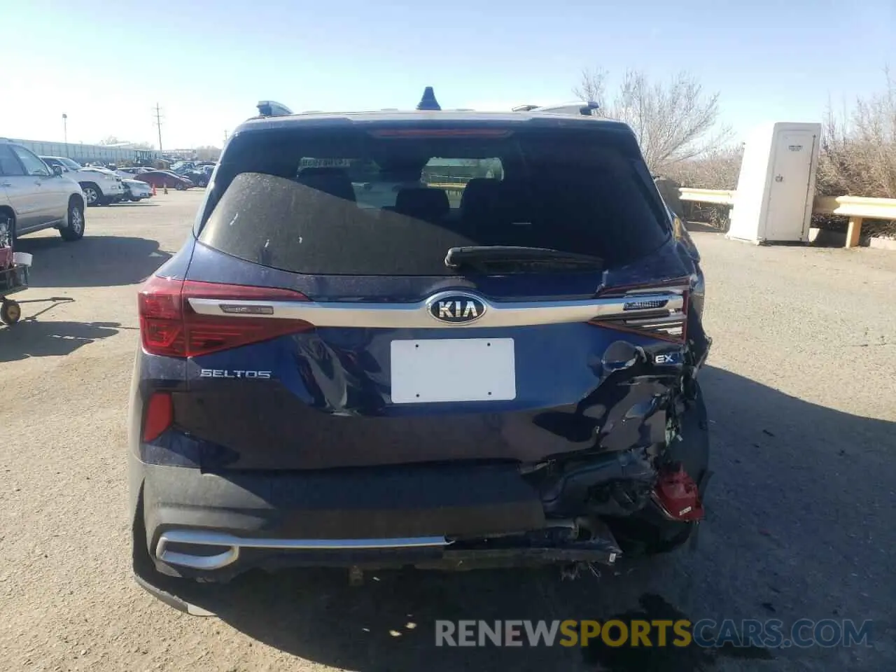 6 Photograph of a damaged car KNDERCAA1M7130483 KIA SELTOS 2021