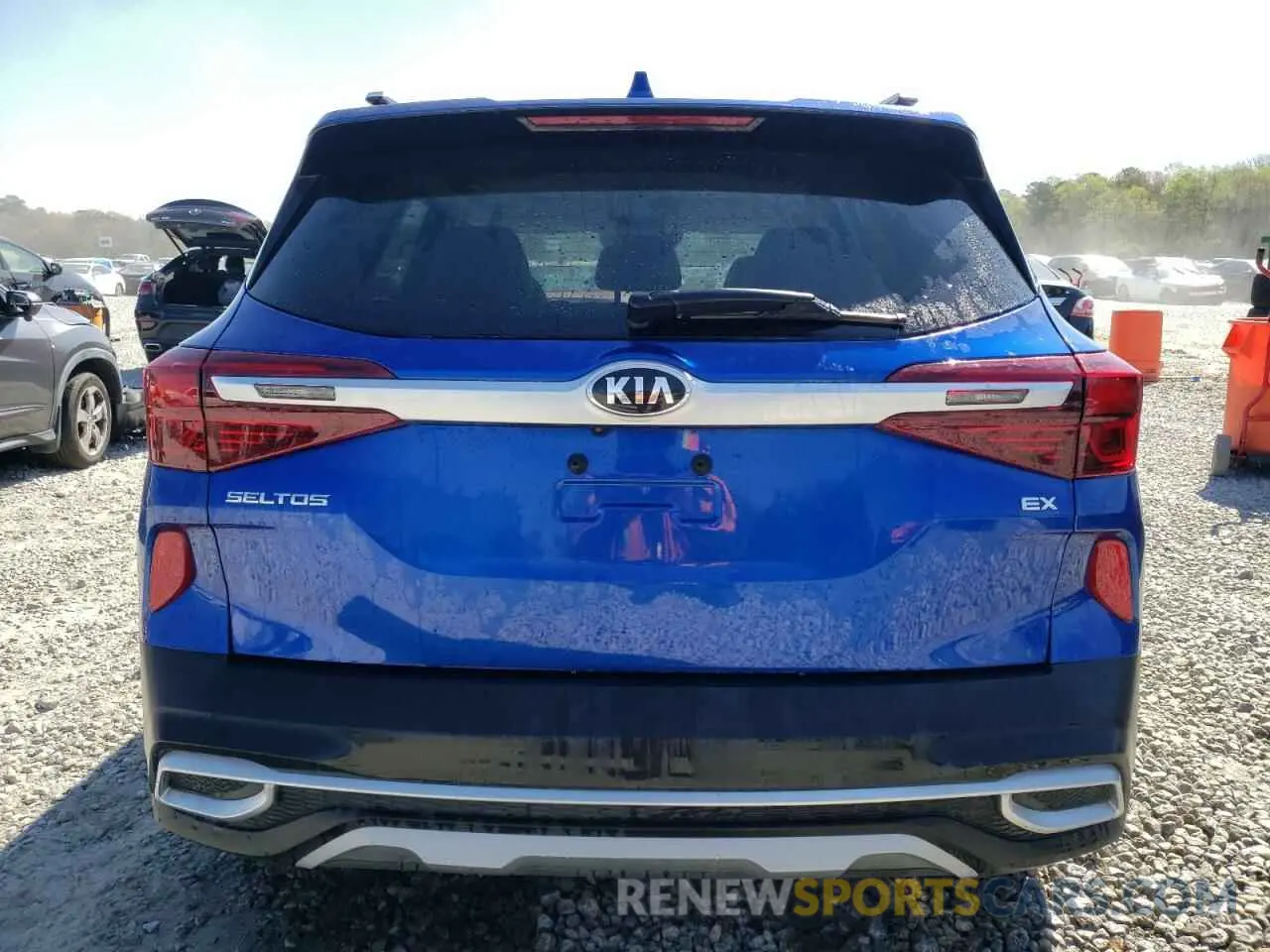 6 Photograph of a damaged car KNDERCAA1M7194684 KIA SELTOS 2021