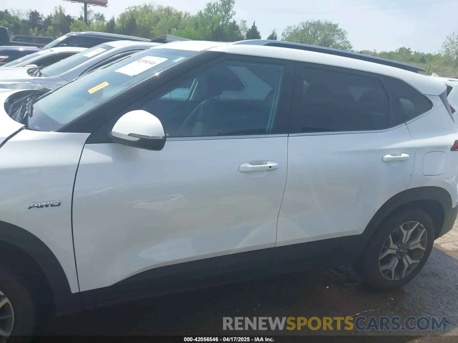 15 Photograph of a damaged car KNDERCAA3M7229080 KIA SELTOS 2021