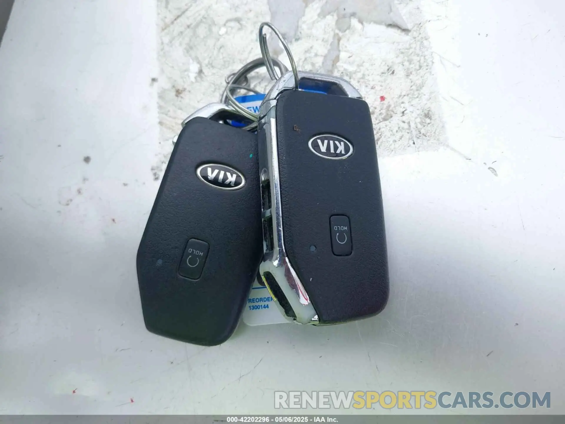 11 Photograph of a damaged car KNDERCAA4M7127481 KIA SELTOS 2021