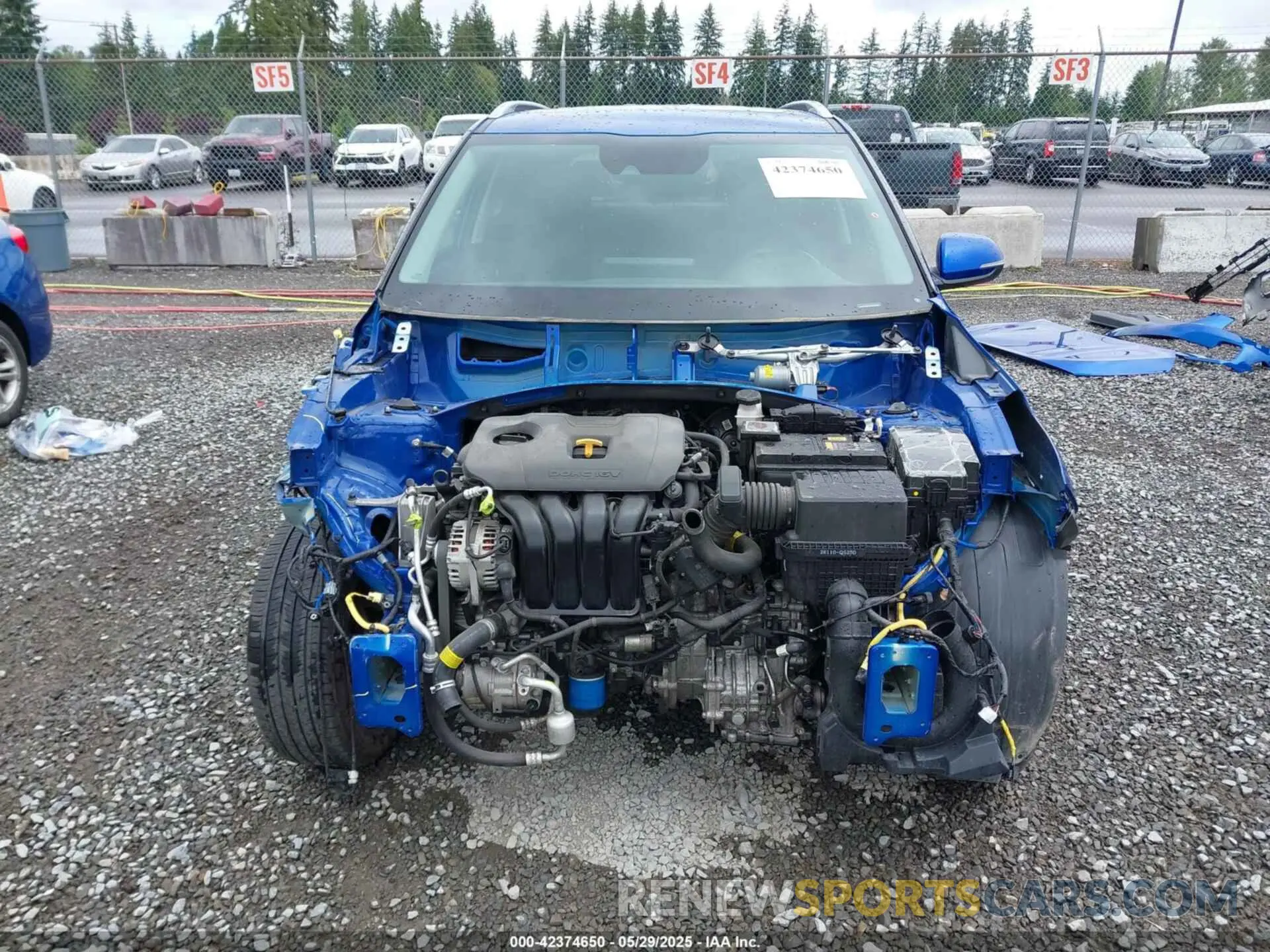13 Photograph of a damaged car KNDERCAA4M7196056 KIA SELTOS 2021