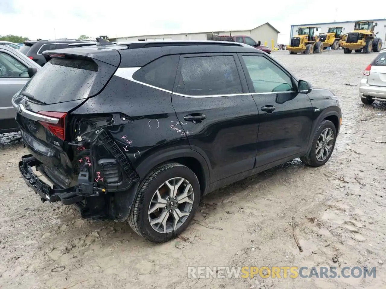 3 Photograph of a damaged car KNDERCAA6M7102971 KIA SELTOS 2021