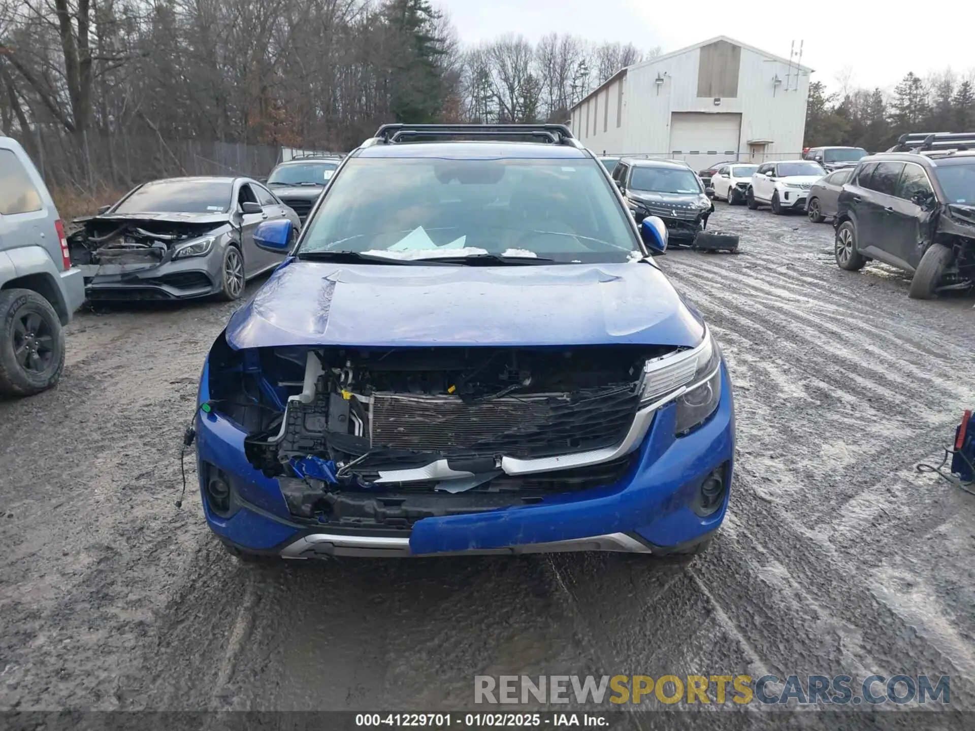12 Photograph of a damaged car KNDERCAA6M7104087 KIA SELTOS 2021