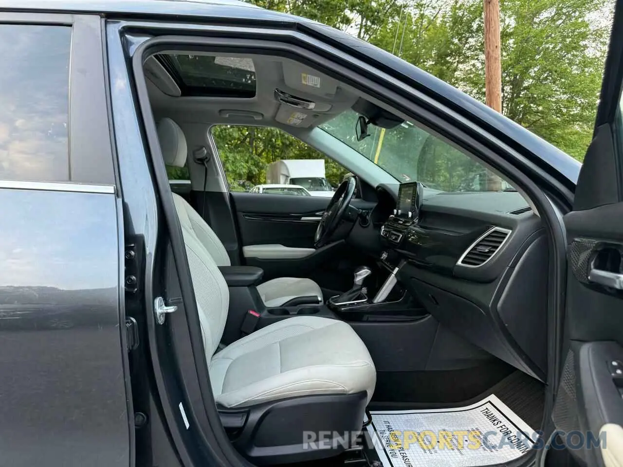 5 Photograph of a damaged car KNDERCAA6M7135176 KIA SELTOS 2021
