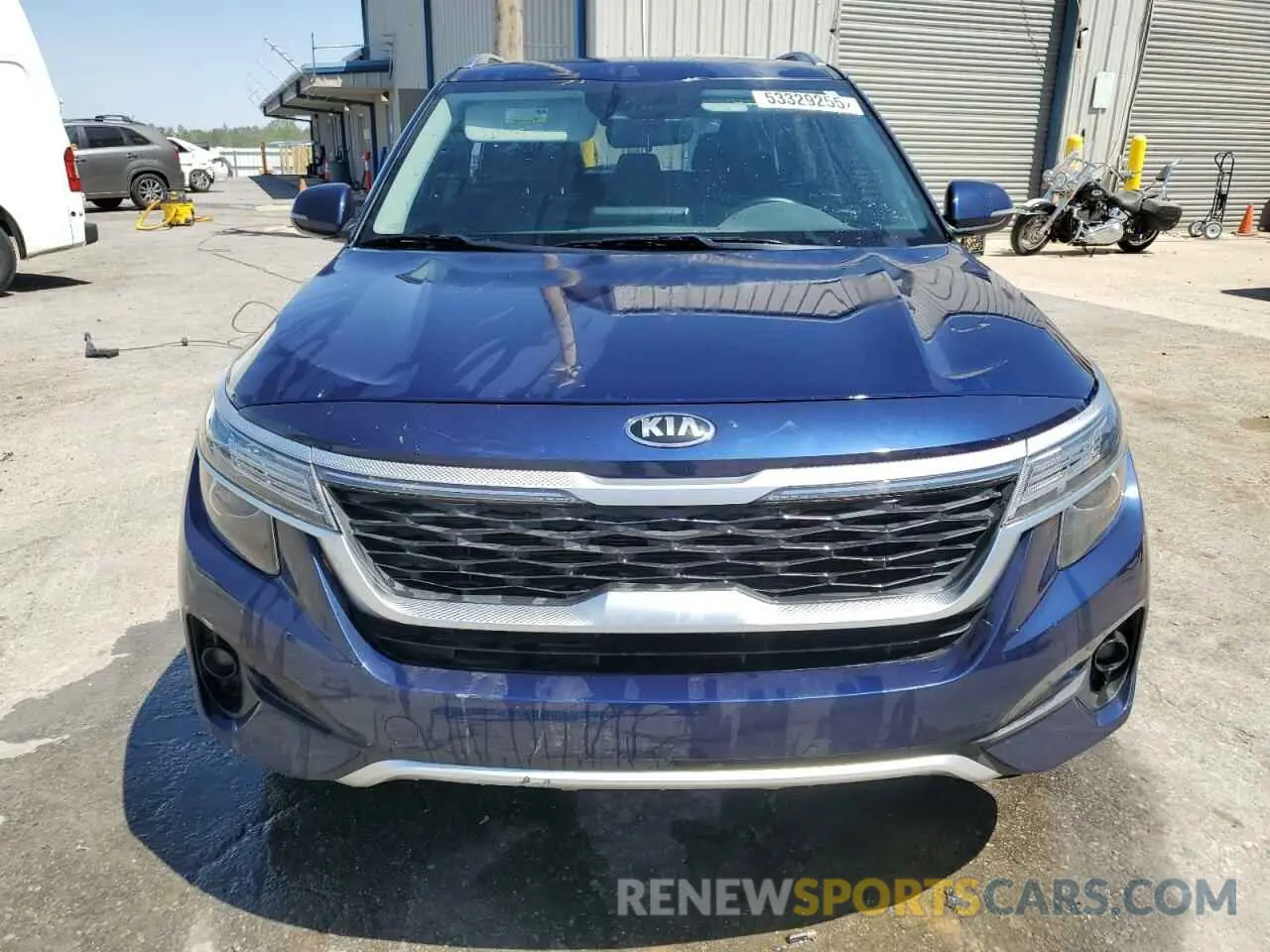 5 Photograph of a damaged car KNDERCAA6M7158246 KIA SELTOS 2021