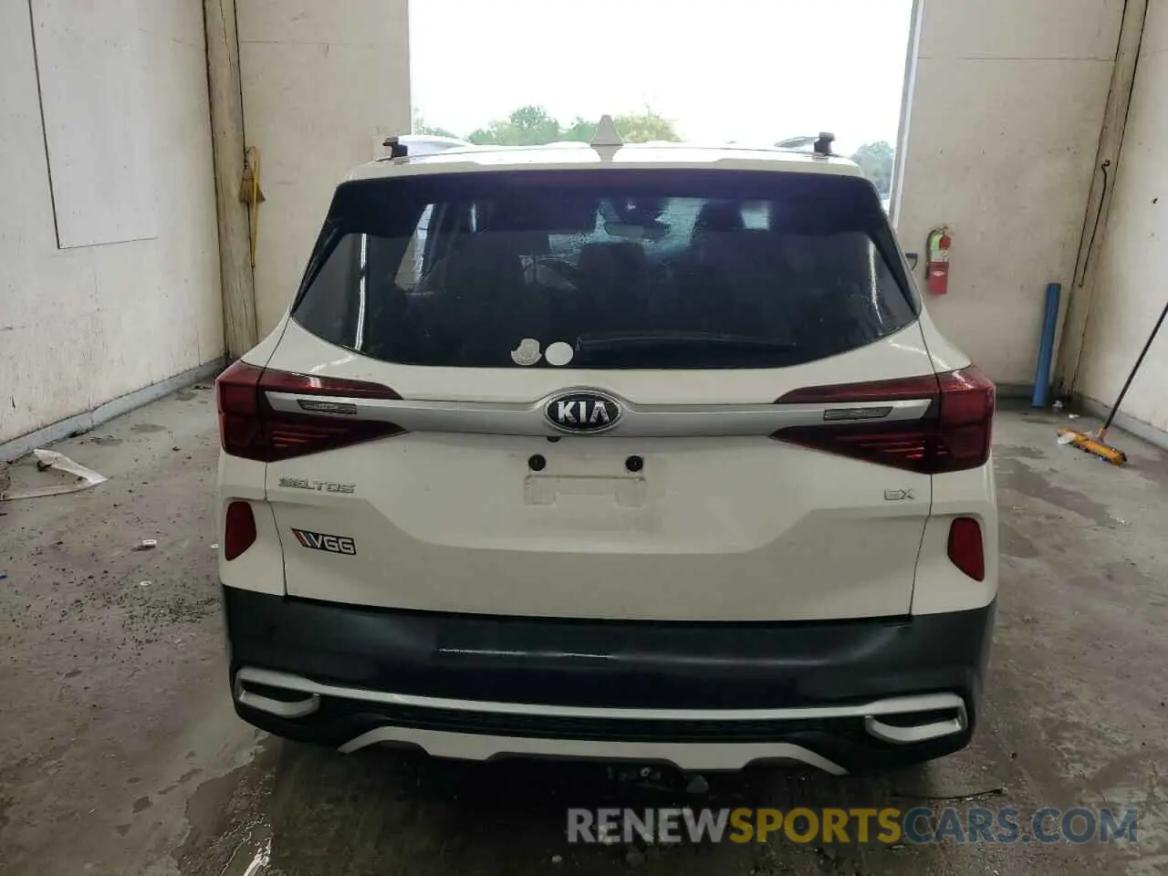 6 Photograph of a damaged car KNDERCAA6M7164791 KIA SELTOS 2021