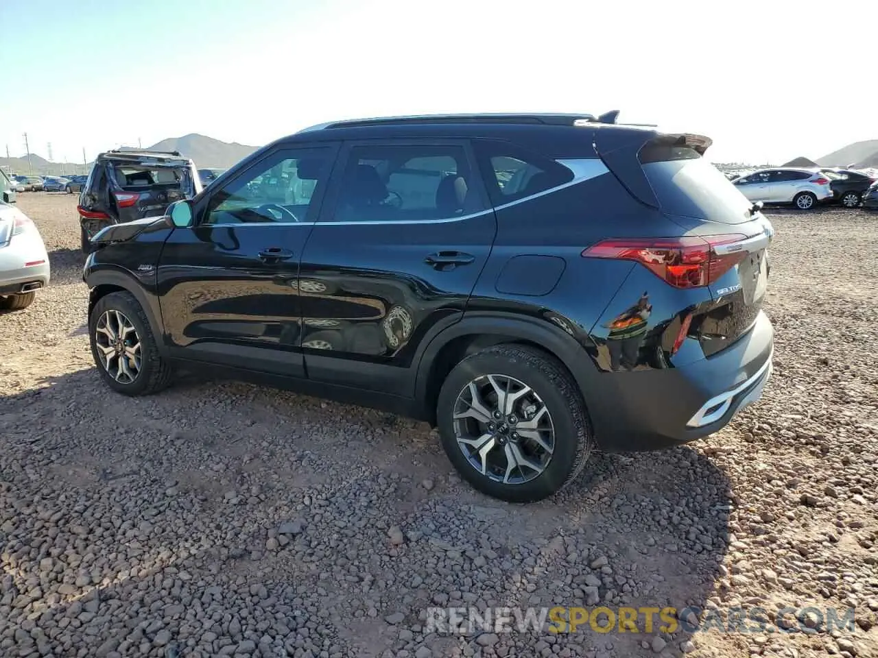 2 Photograph of a damaged car KNDERCAA8M7226532 KIA SELTOS 2021