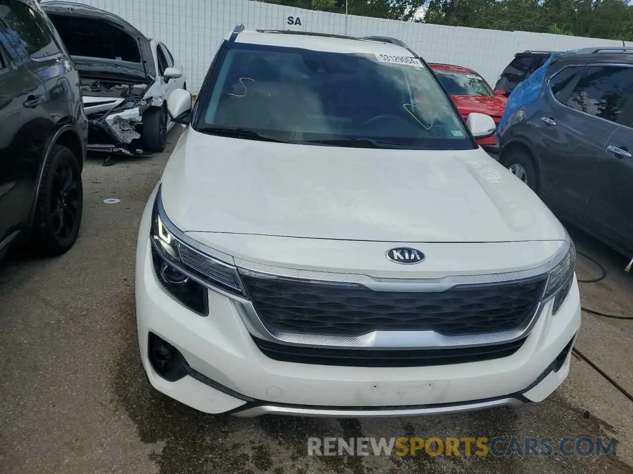 5 Photograph of a damaged car KNDERCAA9M7130571 KIA SELTOS 2021