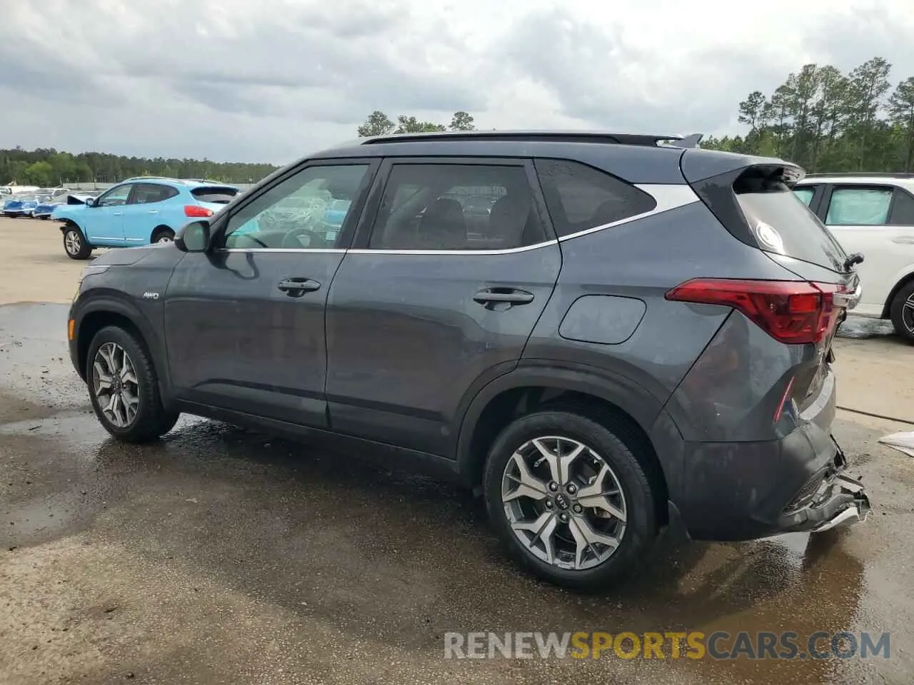 2 Photograph of a damaged car KNDERCAAXM7165376 KIA SELTOS 2021