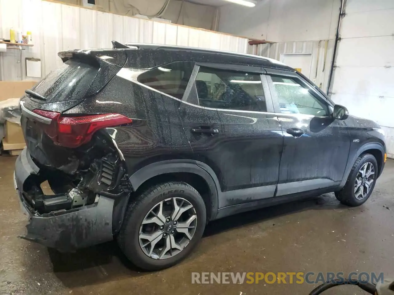 3 Photograph of a damaged car KNDERCAAXM7196935 KIA SELTOS 2021