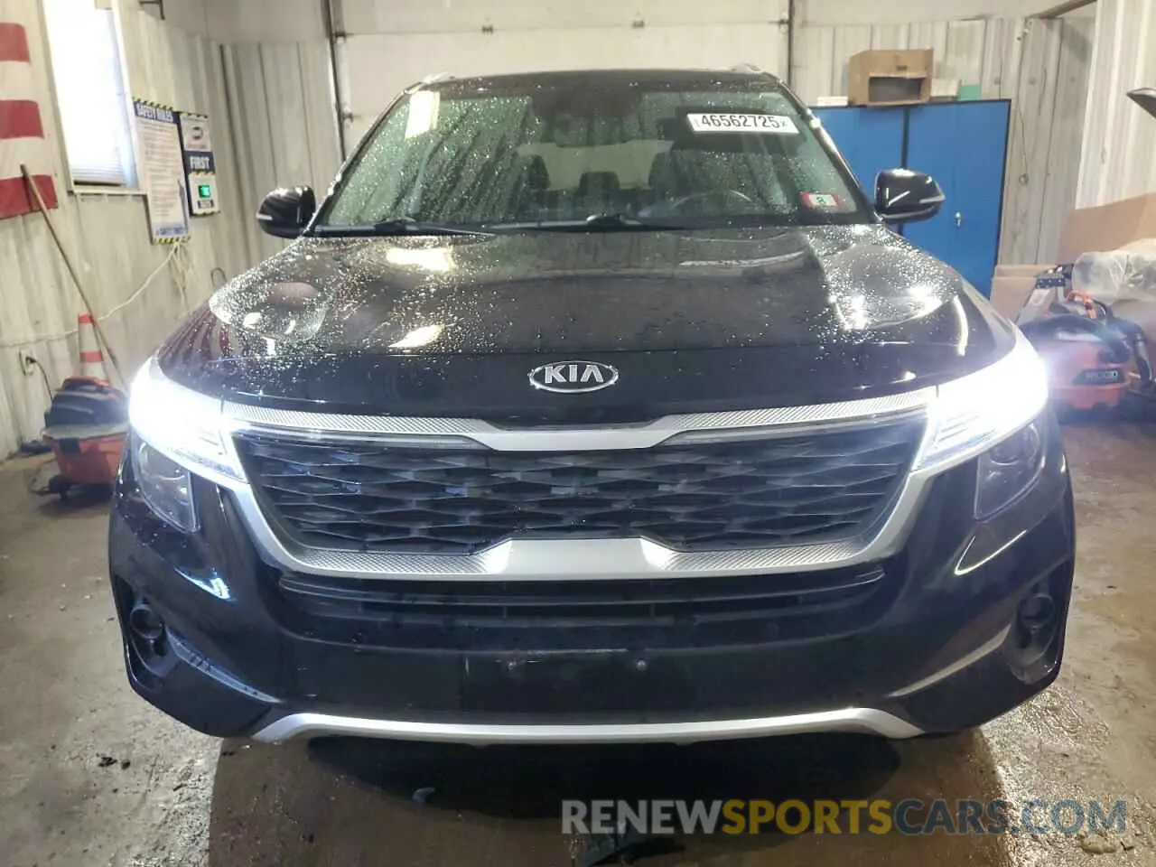 5 Photograph of a damaged car KNDERCAAXM7196935 KIA SELTOS 2021