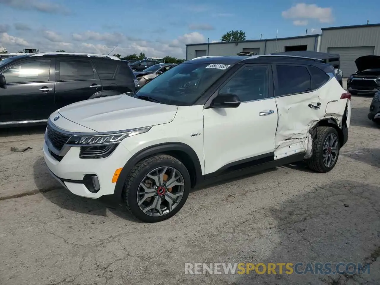 1 Photograph of a damaged car KNDETCA20M7078855 KIA SELTOS 2021