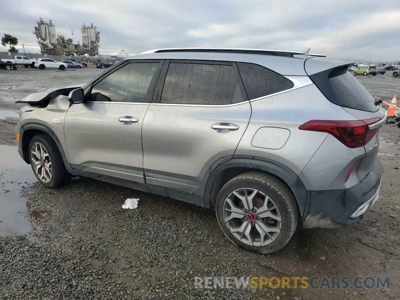 2 Photograph of a damaged car KNDETCA20M7128637 KIA SELTOS 2021