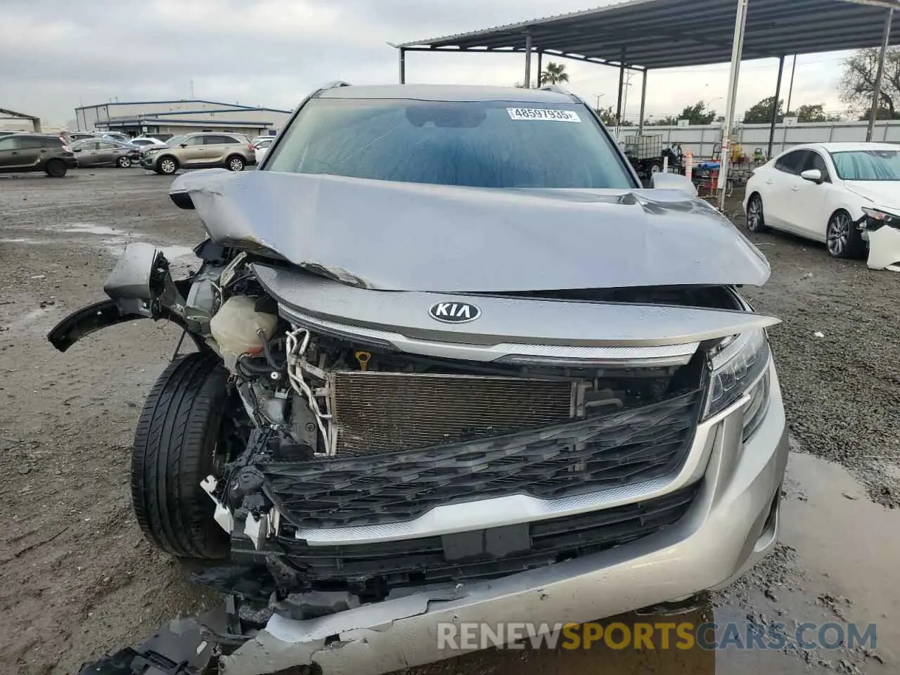 5 Photograph of a damaged car KNDETCA20M7128637 KIA SELTOS 2021