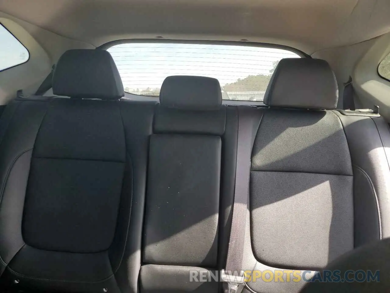 10 Photograph of a damaged car KNDETCA20M7140125 KIA SELTOS 2021