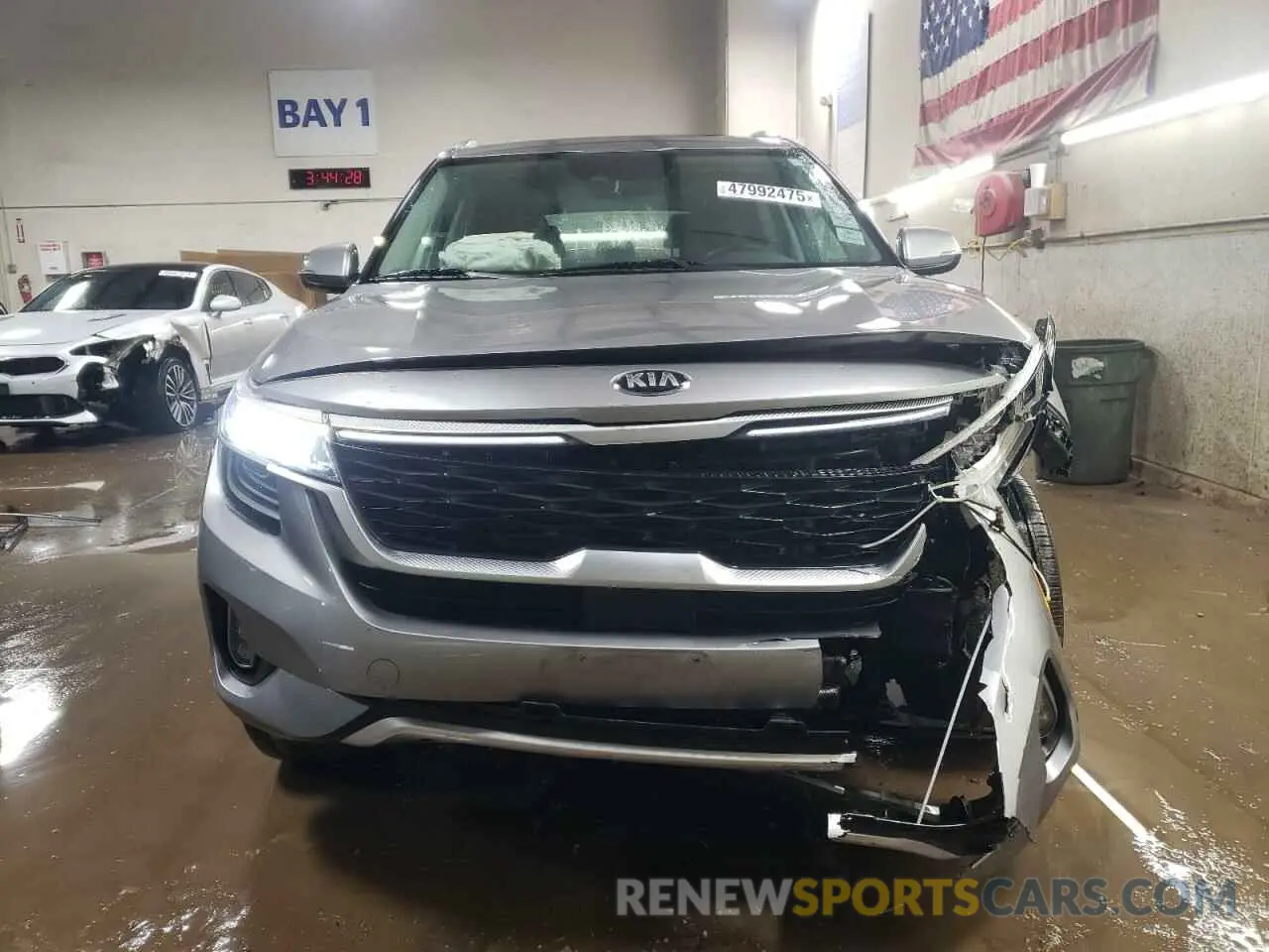 5 Photograph of a damaged car KNDETCA20M7157961 KIA SELTOS 2021