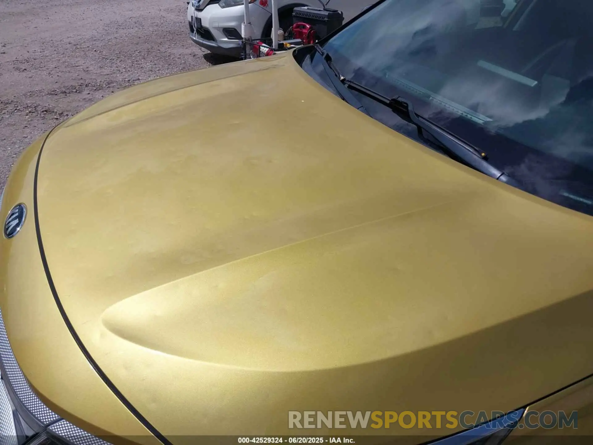 18 Photograph of a damaged car KNDETCA21M7060350 KIA SELTOS 2021