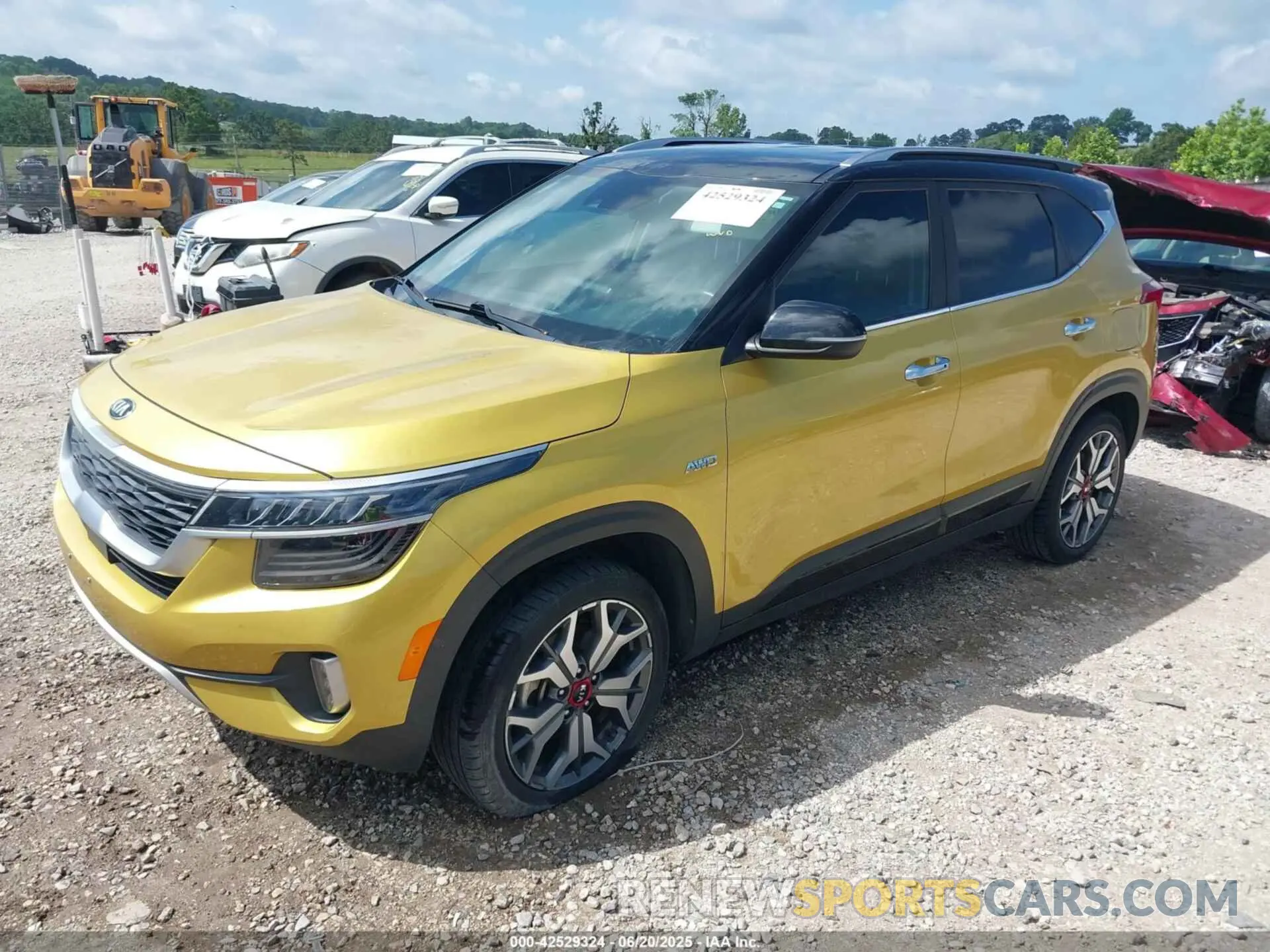 2 Photograph of a damaged car KNDETCA21M7060350 KIA SELTOS 2021