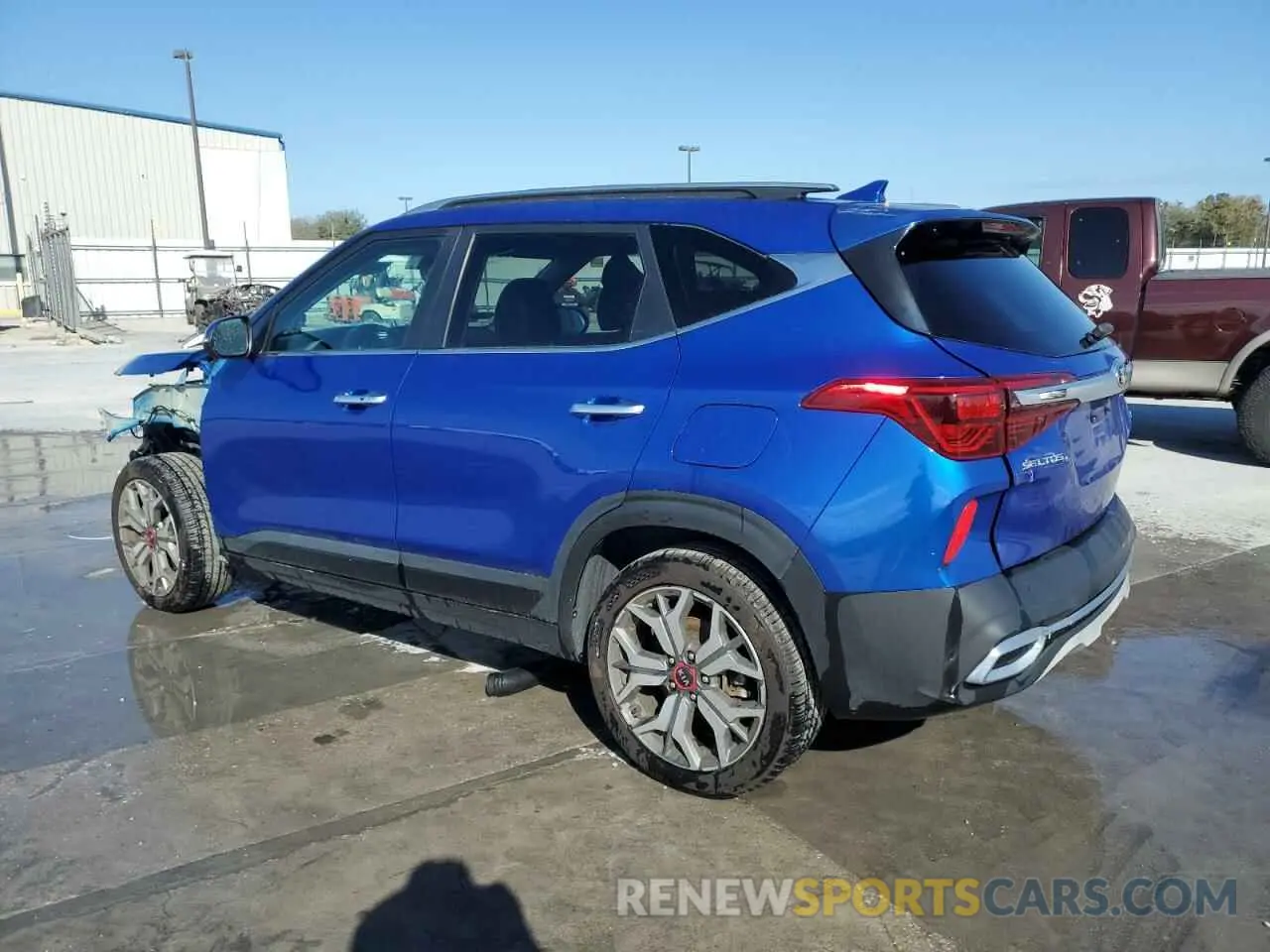2 Photograph of a damaged car KNDETCA21M7072840 KIA SELTOS 2021