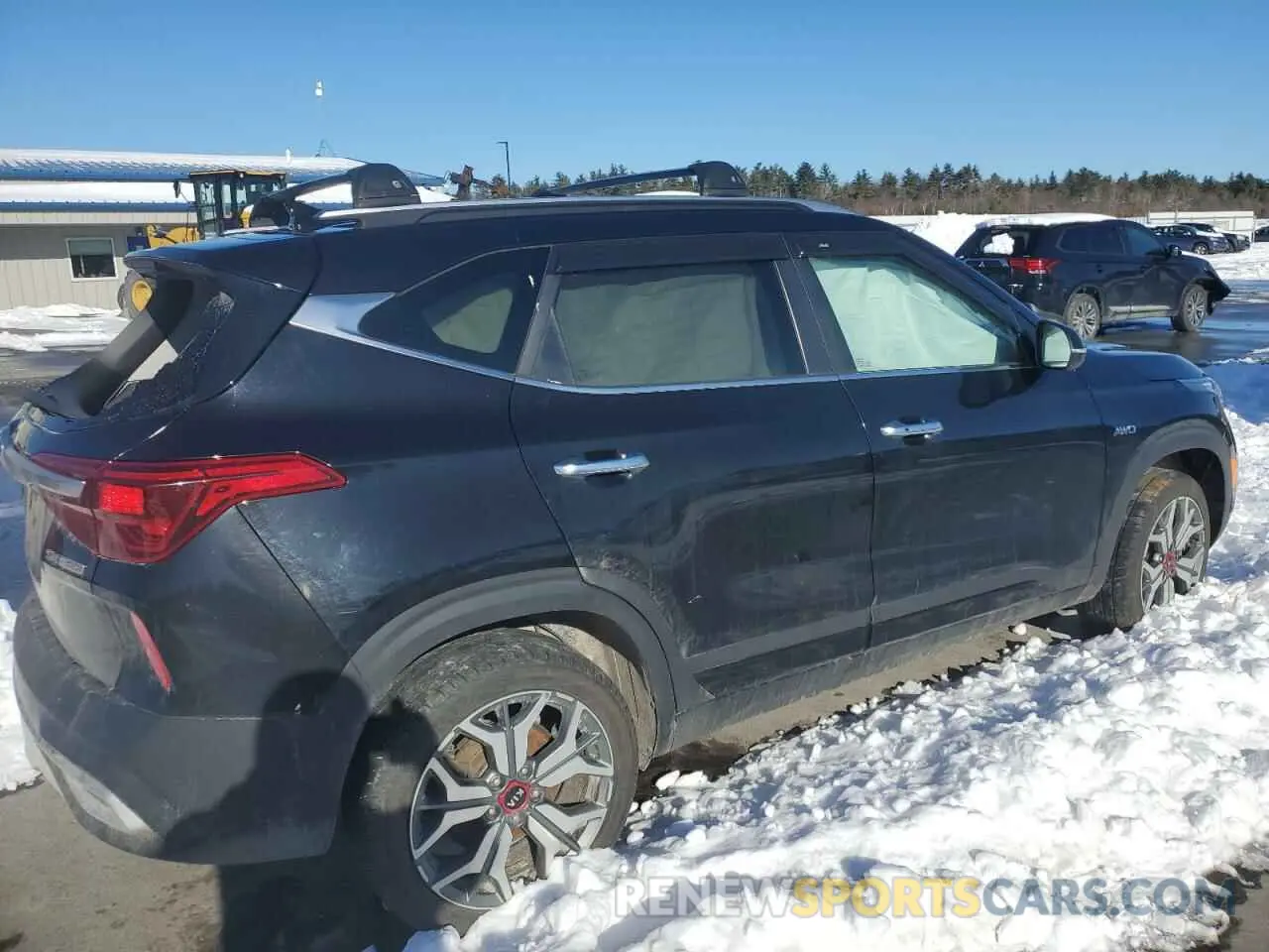 3 Photograph of a damaged car KNDETCA21M7083918 KIA SELTOS 2021