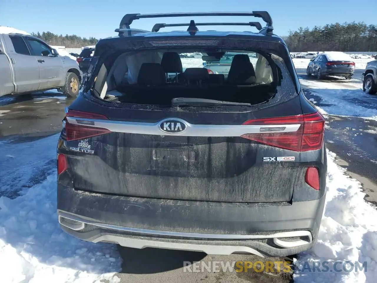 6 Photograph of a damaged car KNDETCA21M7083918 KIA SELTOS 2021