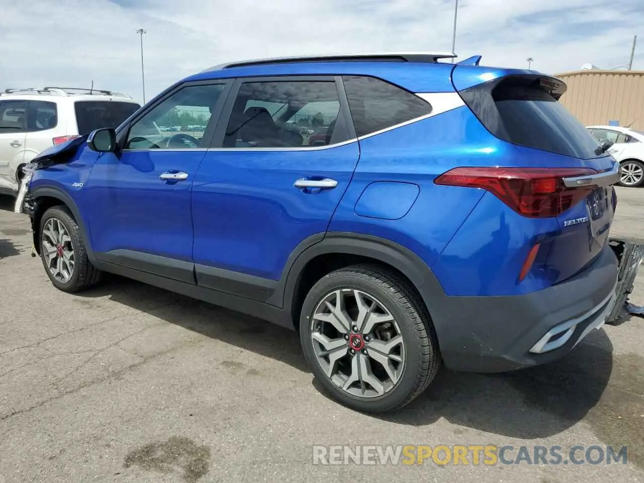 2 Photograph of a damaged car KNDETCA21M7156527 KIA SELTOS 2021